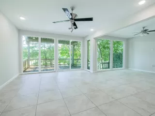 Photo #6: 15897679 Listing