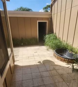 Photo #6: 16002286 Listing 