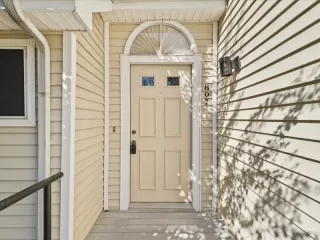 Photo #1: 16061589 Listing 