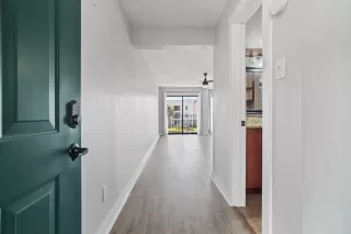 Photo #1: 16239469 Listing 