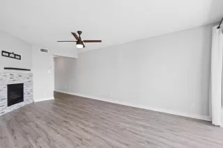 Photo #4: 16239469 Listing 