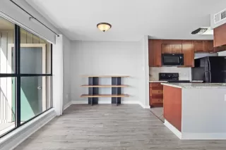 Photo #6: 16239469 Listing 