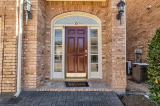 Photo #1: 16394773 Listing 