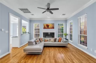 Photo #3: 16394773 Listing 