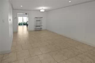 Photo #4: 16441779 Listing 