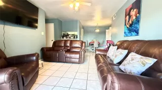 Photo #4: 16471649 Listing 