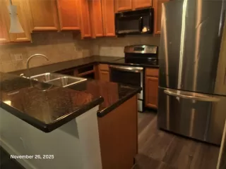 Photo #1: 16660415 Listing 