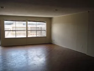 Photo #4: 16682627 Listing