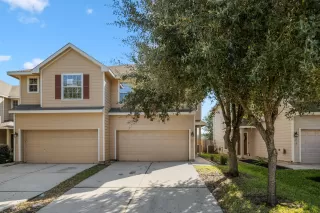 Photo #4: 16697297 Listing