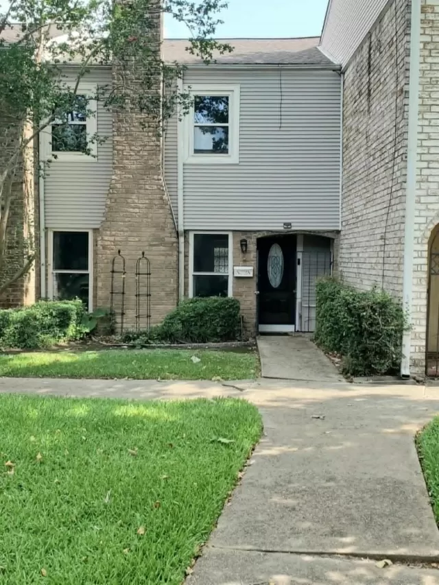 MLS: 16797458 Condo For Sale