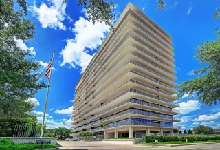 More Details about MLS # 17091012 : 2200 WILLOWICK ROAD # 7B