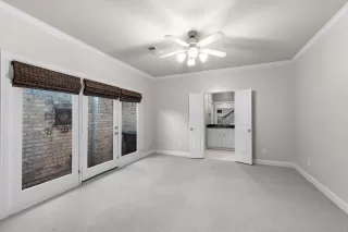 Photo #6: 17654360 Listing