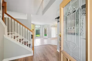 Photo #3: 17687829 Listing