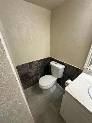 Photo #4: 18058180 Listing 