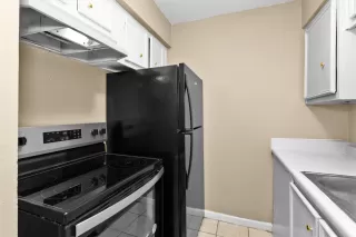 Photo #2: 18095762 Listing 