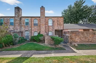 Photo #1: 18215338 Listing