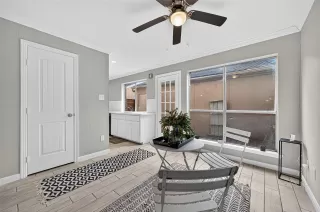 Photo #6: 18215338 Listing