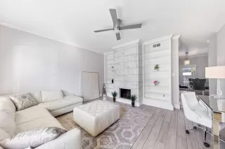 Photo #2: 18249898 Listing 