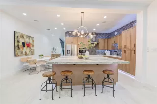 Primary Photo for MLS#: 18352907