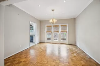 Photo #4: 18418074 Listing