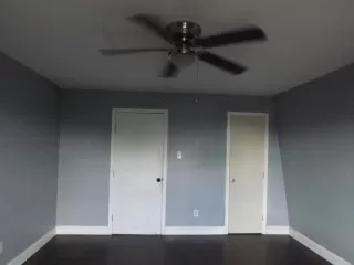 Photo #6: 18585228 Listing