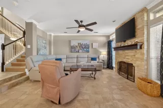 Photo #4: 18598342 Listing 