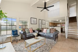 Photo #4: 18685174 Listing 