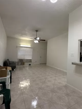 Photo #1: 18742835 Listing 