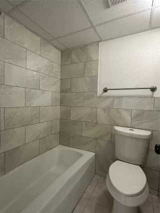 Photo #4: 18742835 Listing 