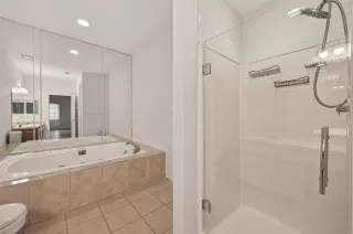 Photo #2: 18813607 Listing 