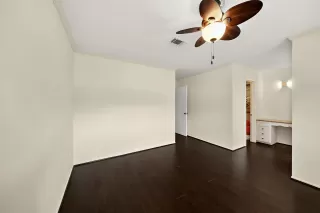 Photo #6: 18905777 Listing 