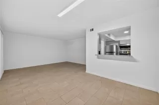 Photo #6: 19339580 Listing 