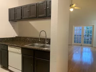 Photo #4: 19828739 Listing 