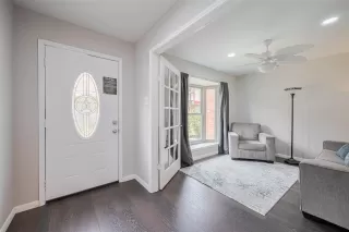 Photo #2: 20255069 Listing