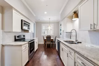 Photo #3: 20555052 Listing 