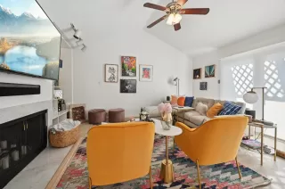 Photo #3: 2072739 Listing 