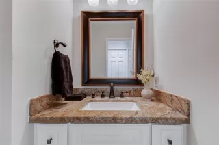 Photo #6: 21025780 Listing 