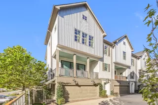 Photo #1: 21185753 Listing