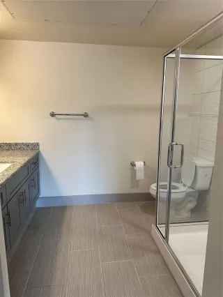 Photo #4: 21289404 Listing