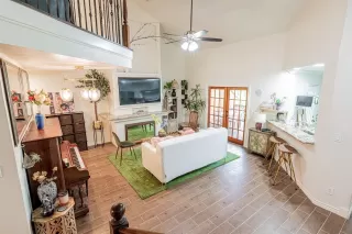 Photo #1: 21452943 Listing 