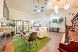 Photo #6: 21452943 Listing 