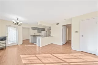 Photo #4: 21745582 Listing 