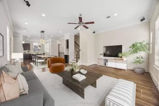 Photo #5: 2175101 Listing