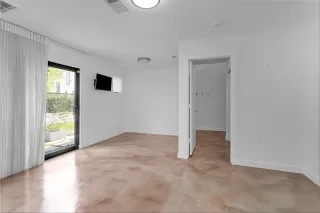 Photo #6: 21794334 Listing