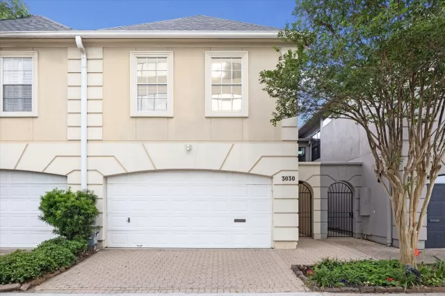 MLS: 21823799 Condo For Sale