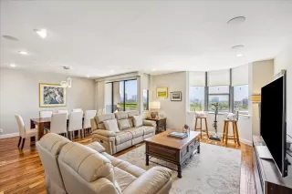 Photo #2: 21878133 Listing