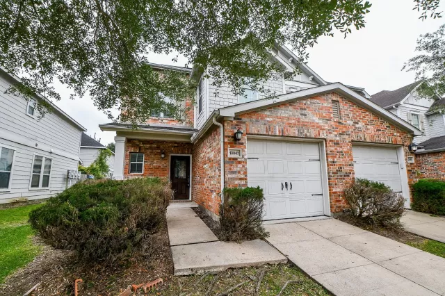 MLS: 21885975 Condo For Sale