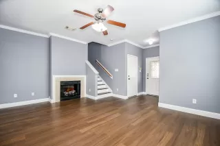 Photo #4: 21885975 Listing