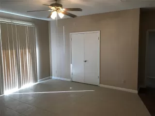 Photo #4: 21967373 Listing