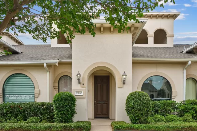 MLS: 22017525 Condo For Sale